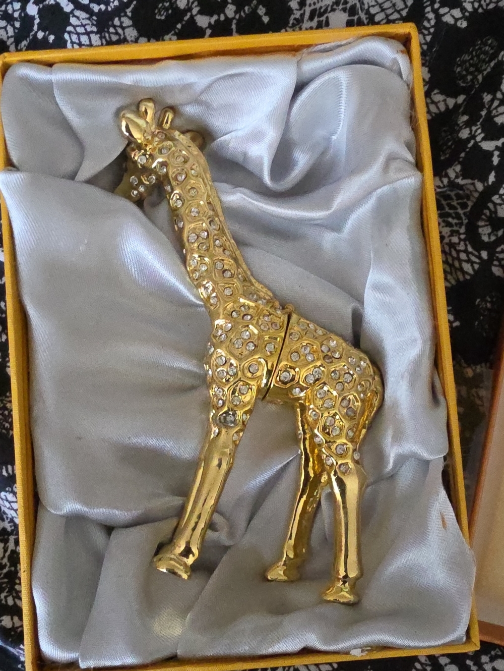 Cristiani Collezione jeweled and enameled giraffe trinket box.